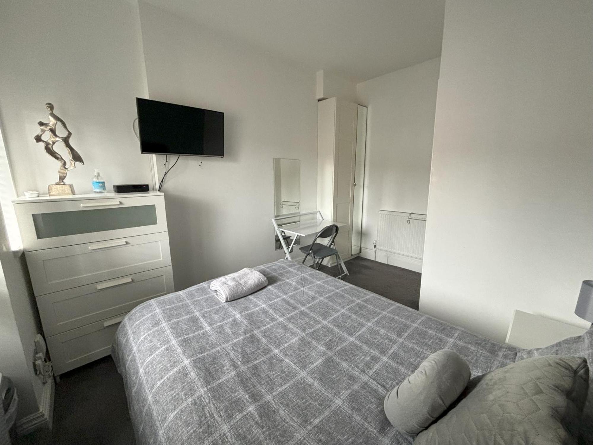 Copperfield Homestay Cardiff Buitenkant foto
